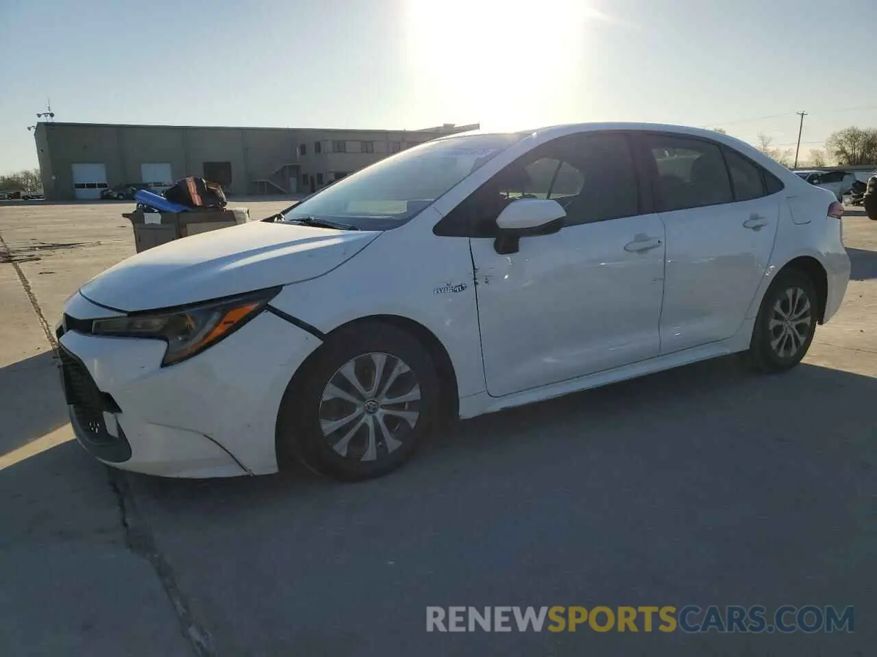1 Photograph of a damaged car JTDEBRBE2LJ002747 TOYOTA COROLLA 2020