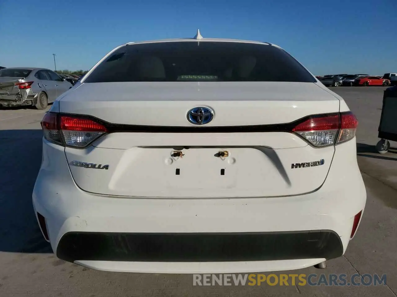 6 Photograph of a damaged car JTDEBRBE2LJ002747 TOYOTA COROLLA 2020