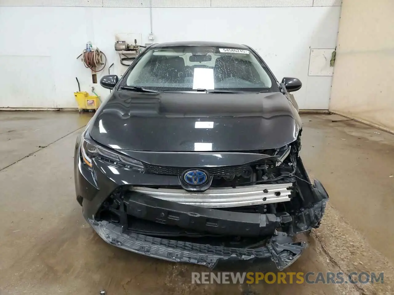 5 Photograph of a damaged car JTDEBRBE2LJ004935 TOYOTA COROLLA 2020