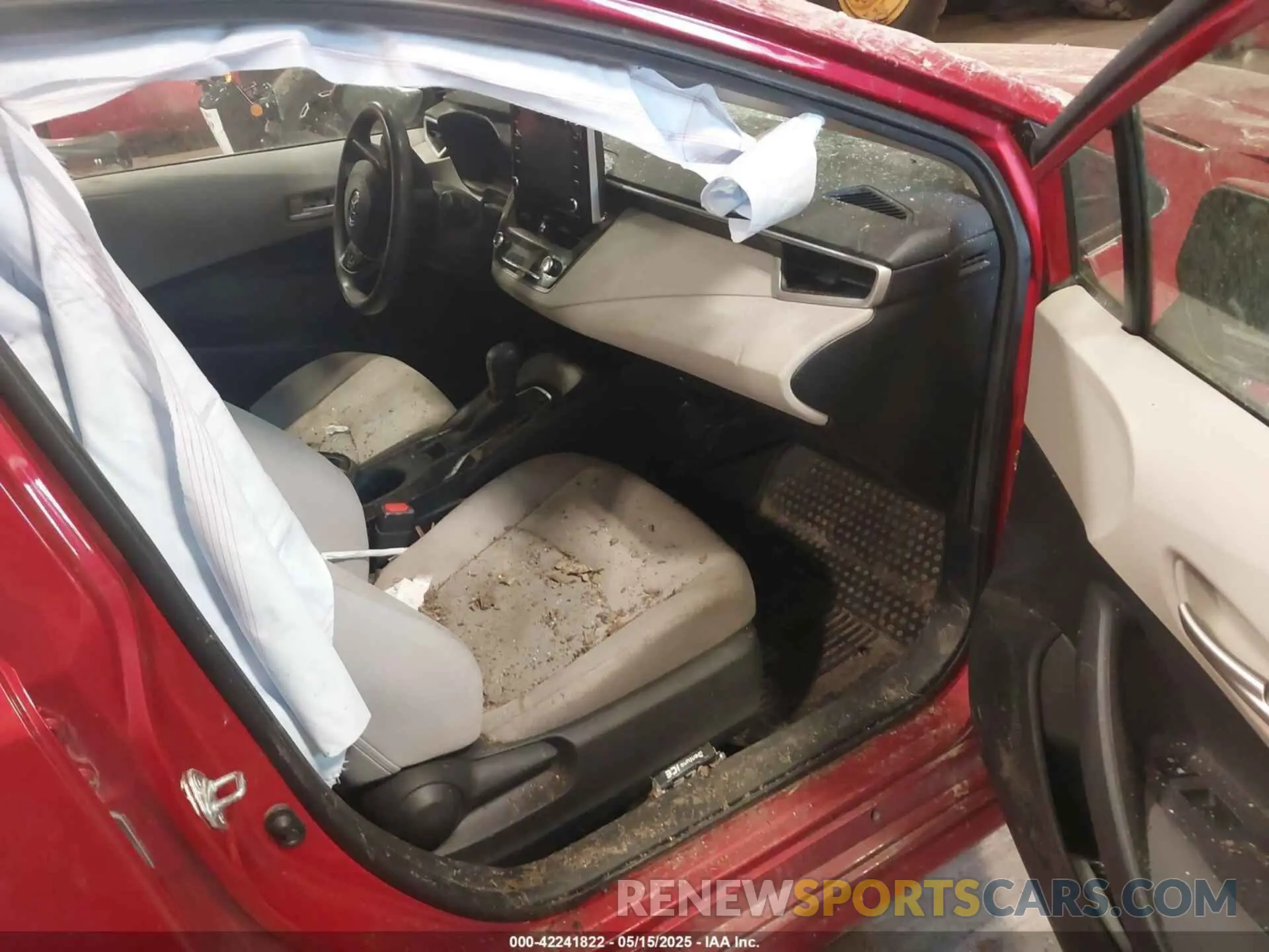 5 Photograph of a damaged car JTDEBRBE2LJ006071 TOYOTA COROLLA 2020