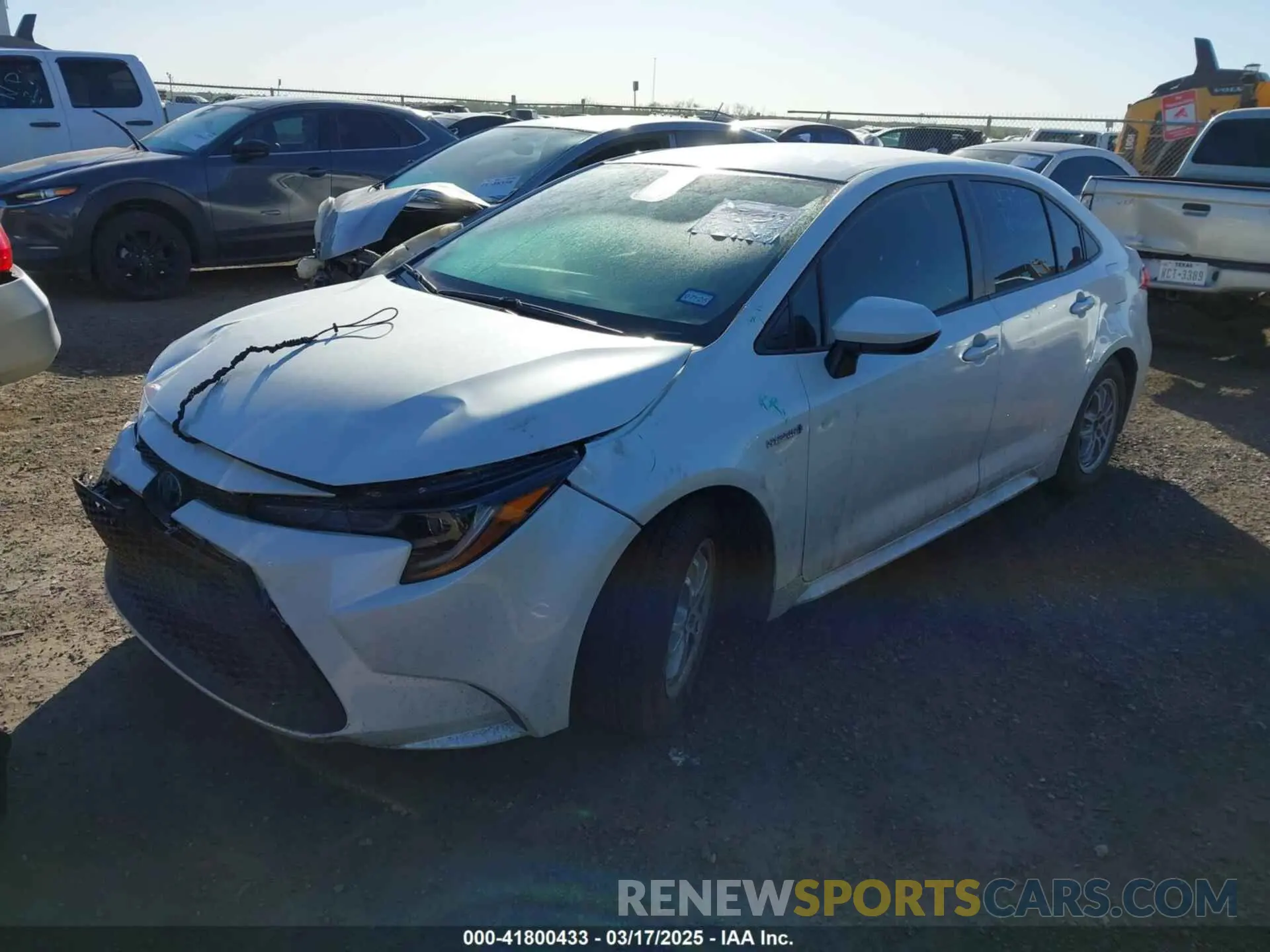 2 Photograph of a damaged car JTDEBRBE2LJ008225 TOYOTA COROLLA 2020