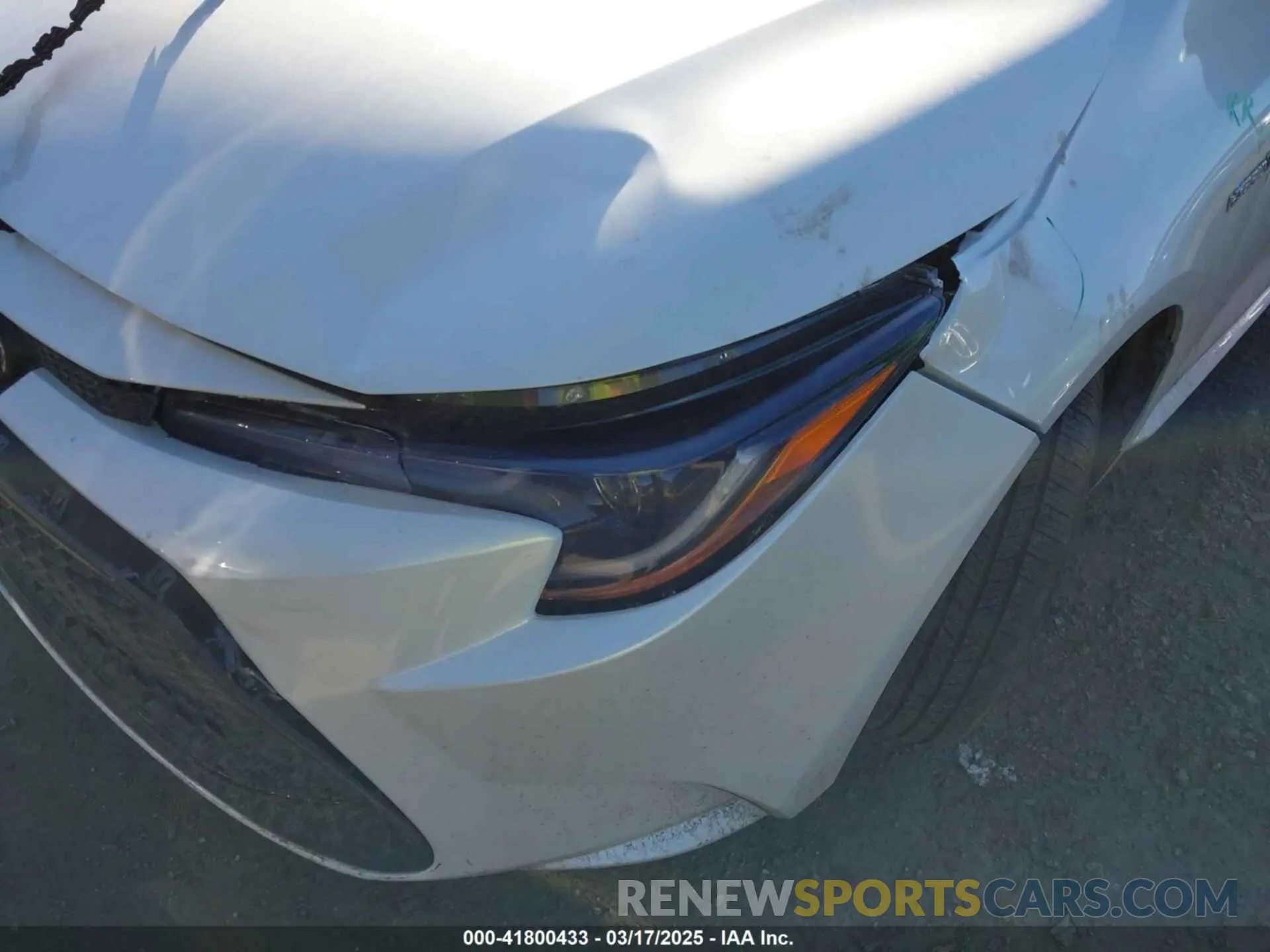 20 Photograph of a damaged car JTDEBRBE2LJ008225 TOYOTA COROLLA 2020