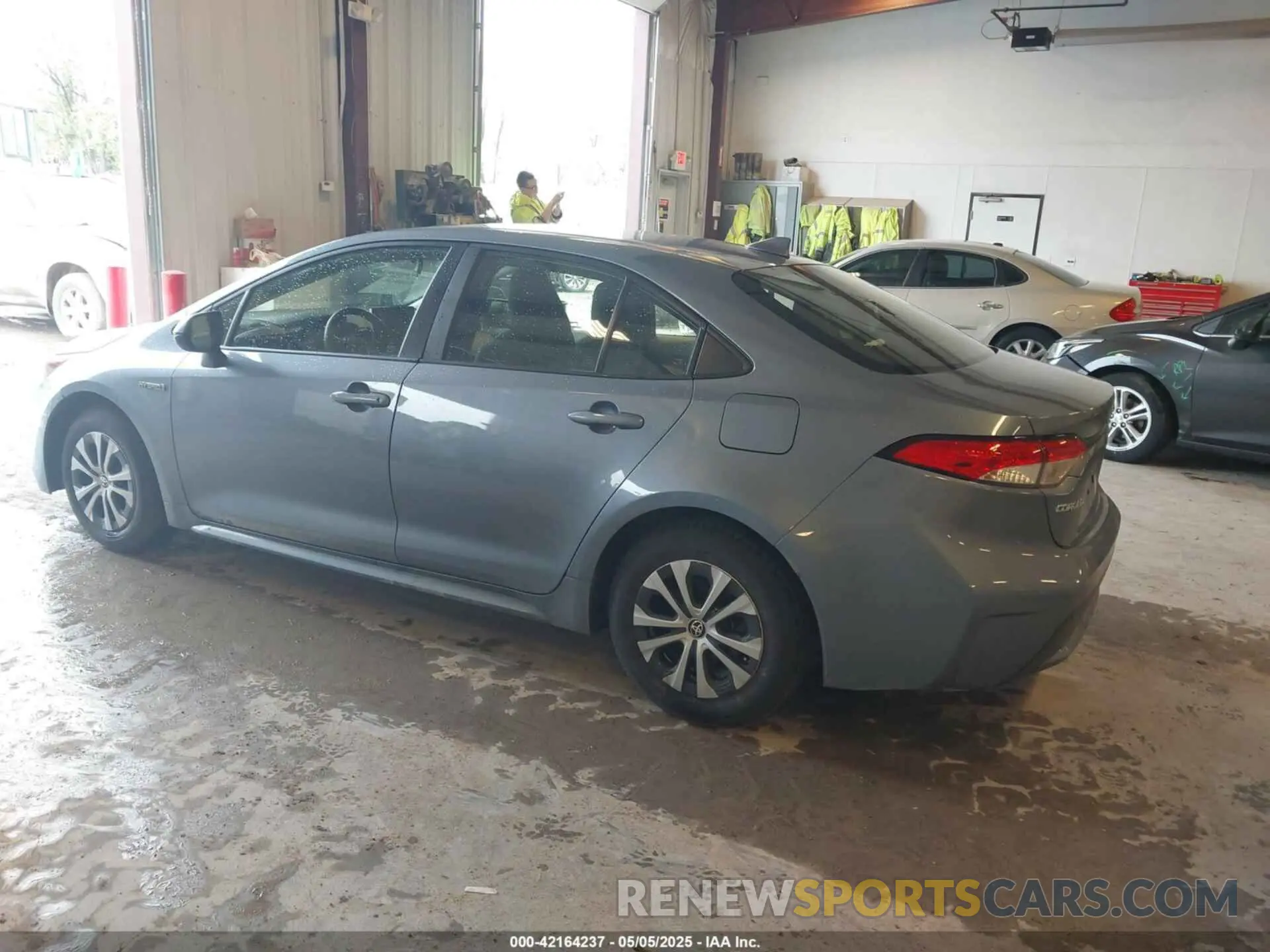 3 Photograph of a damaged car JTDEBRBE2LJ015742 TOYOTA COROLLA 2020