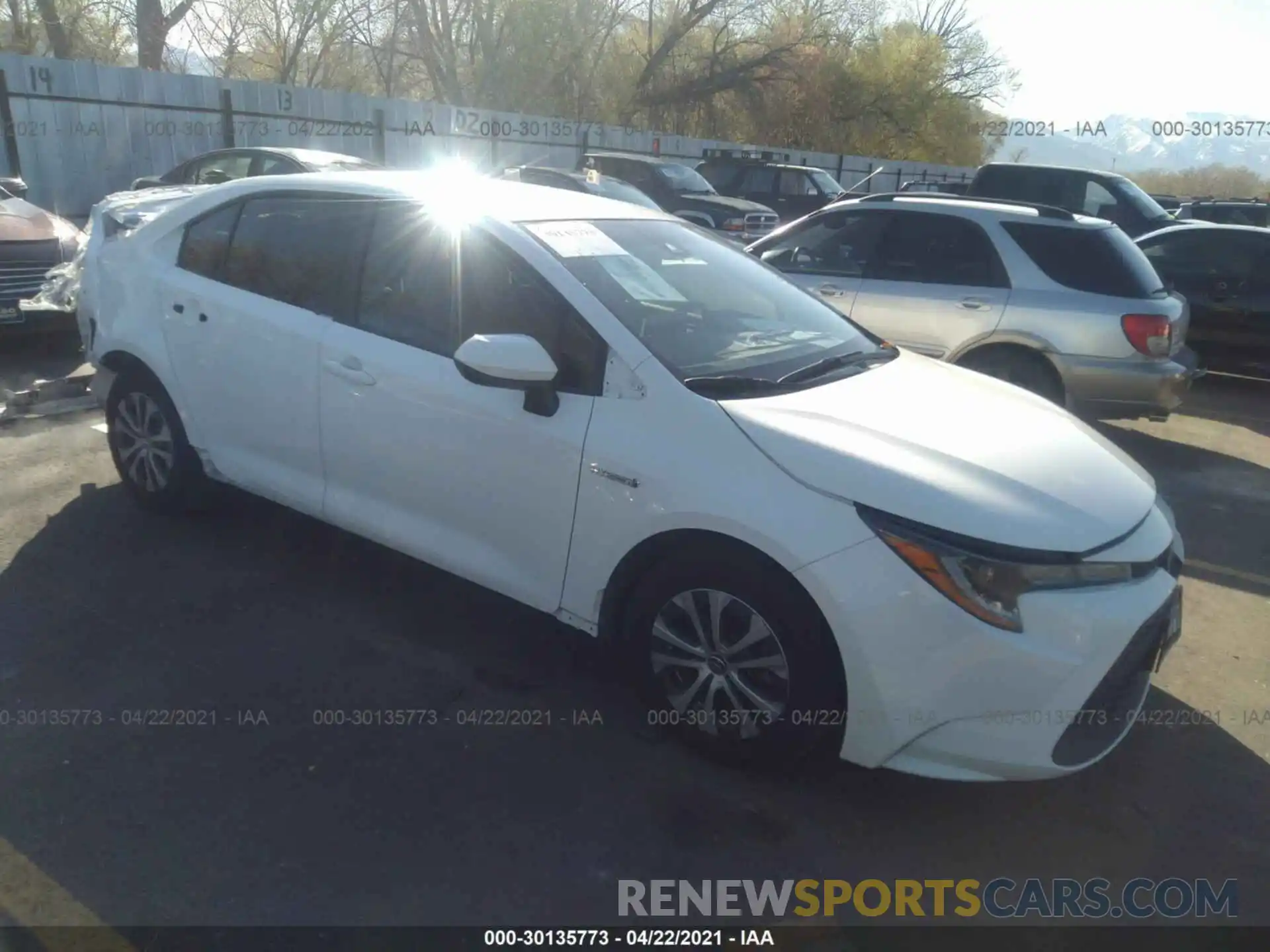 1 Photograph of a damaged car JTDEBRBE2LJ025669 TOYOTA COROLLA 2020