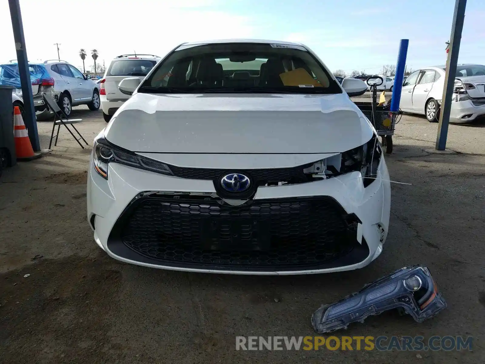 9 Photograph of a damaged car JTDEBRBE3LJ001560 TOYOTA COROLLA 2020