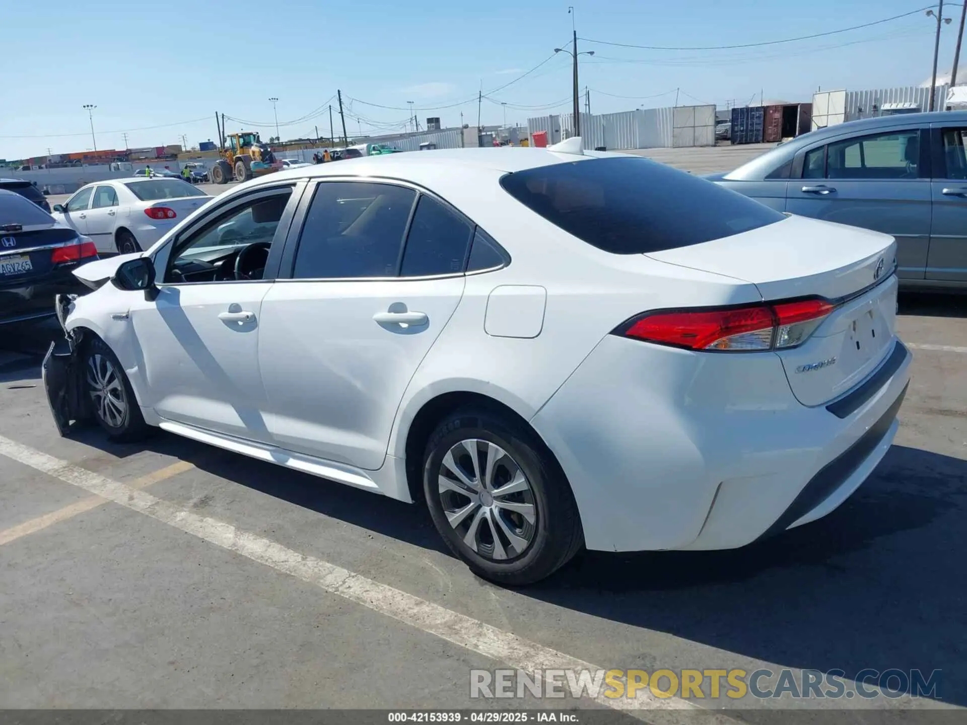 13 Photograph of a damaged car JTDEBRBE3LJ017693 TOYOTA COROLLA 2020
