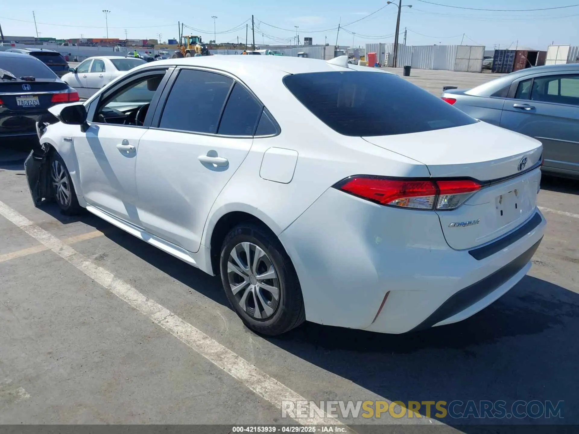3 Photograph of a damaged car JTDEBRBE3LJ017693 TOYOTA COROLLA 2020