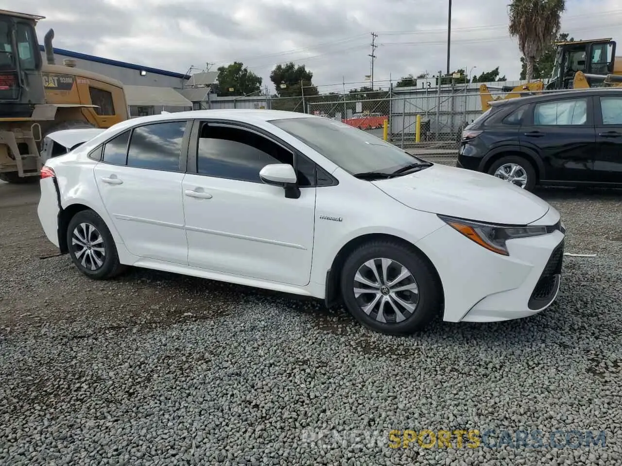 4 Photograph of a damaged car JTDEBRBE3LJ022621 TOYOTA COROLLA 2020