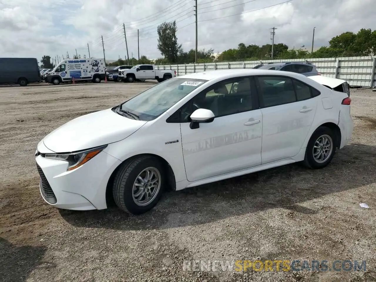 1 Photograph of a damaged car JTDEBRBE4LJ006850 TOYOTA COROLLA 2020