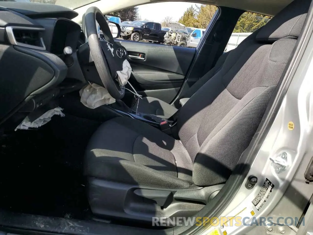 7 Photograph of a damaged car JTDEBRBE4LJ007061 TOYOTA COROLLA 2020