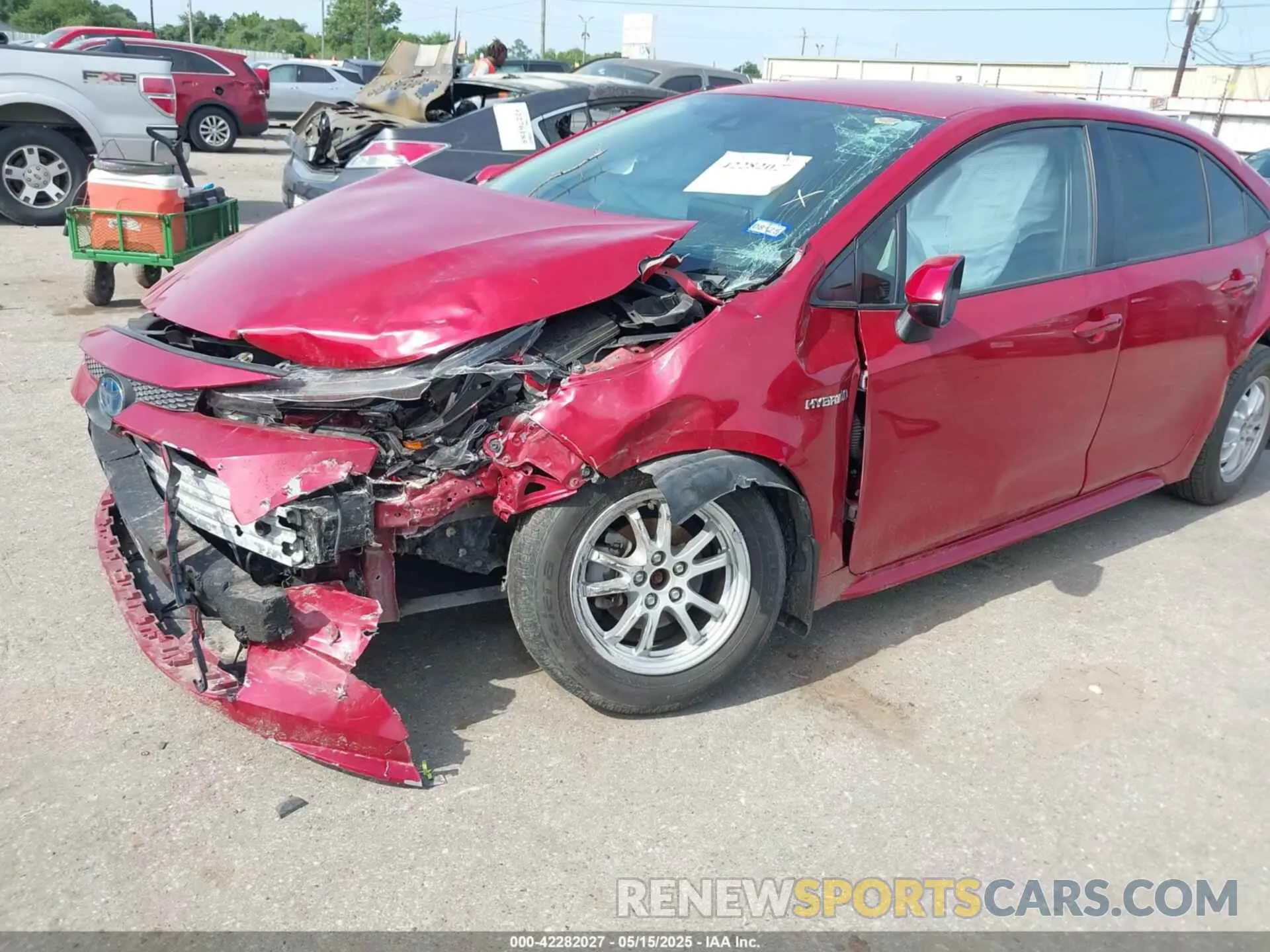 6 Photograph of a damaged car JTDEBRBE4LJ010140 TOYOTA COROLLA 2020