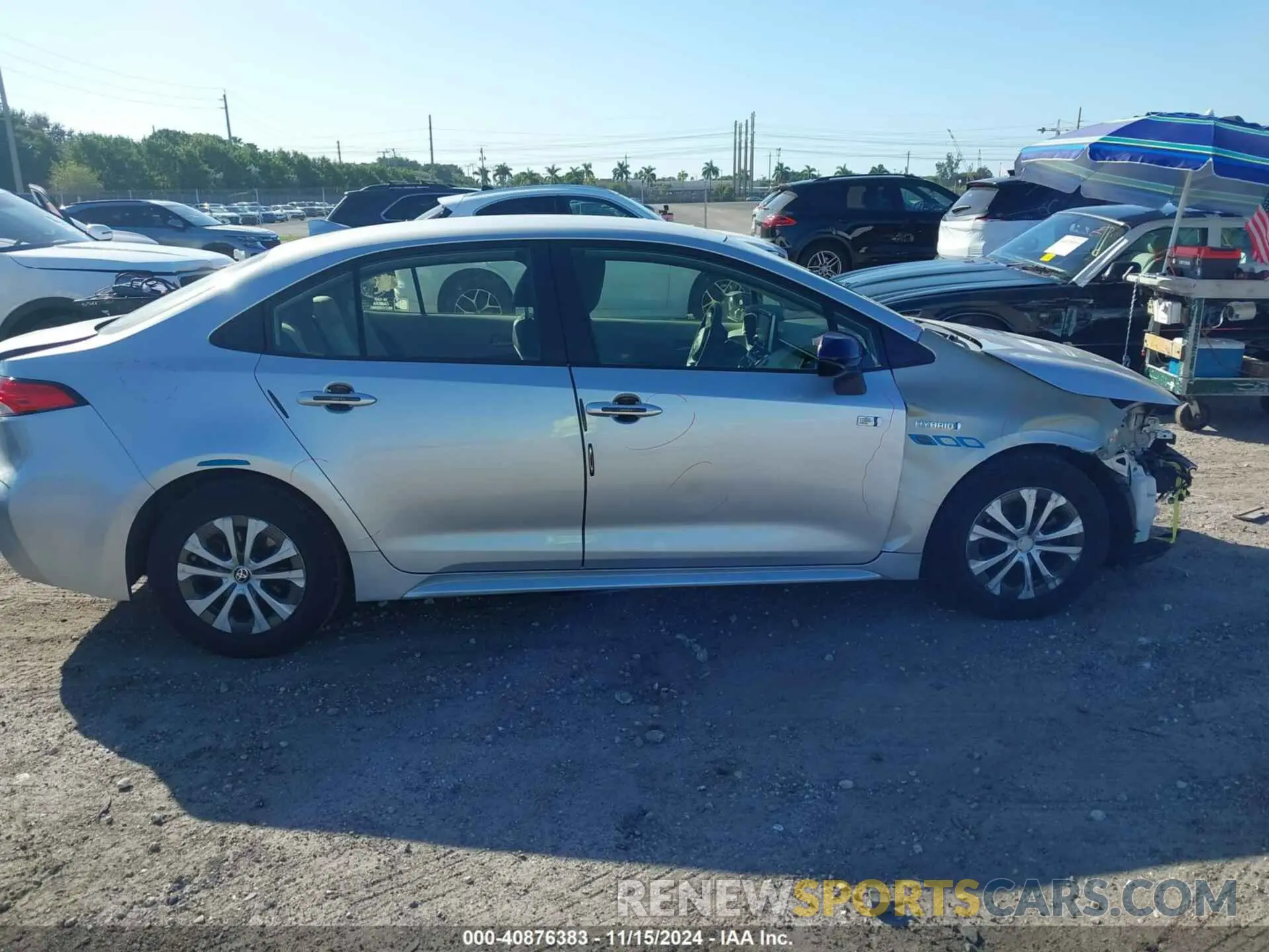14 Photograph of a damaged car JTDEBRBE4LJ010767 TOYOTA COROLLA 2020
