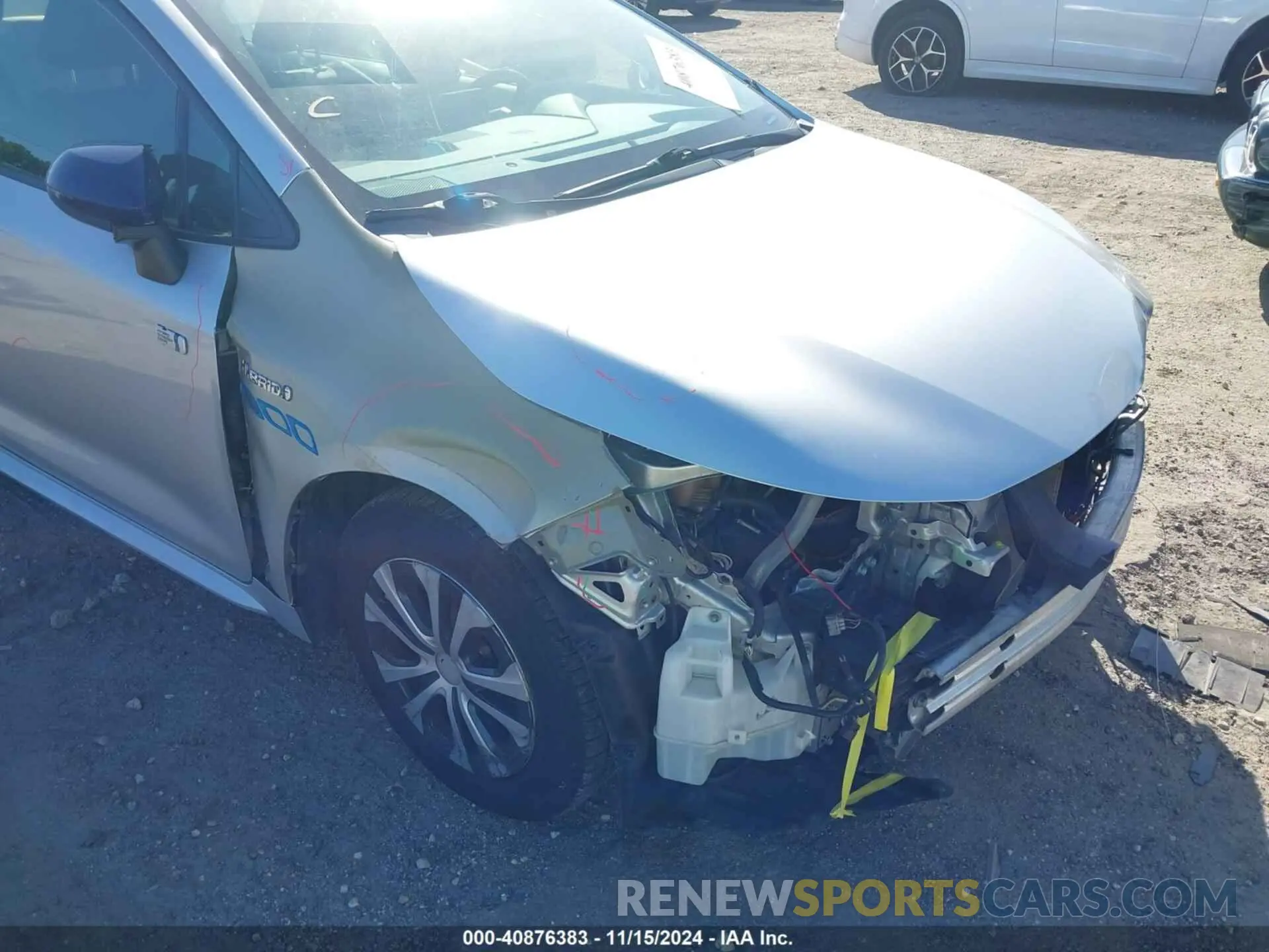 18 Photograph of a damaged car JTDEBRBE4LJ010767 TOYOTA COROLLA 2020