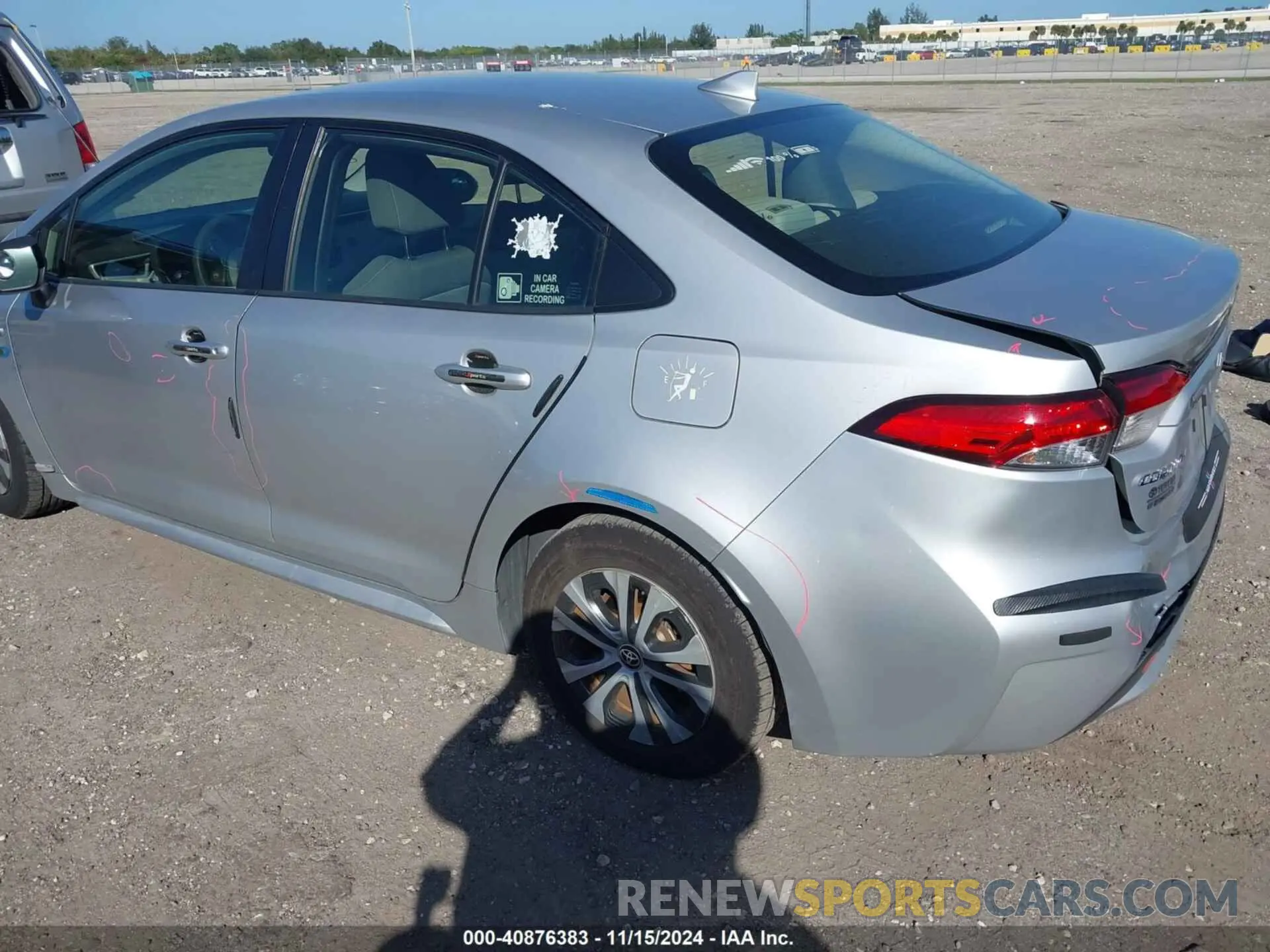 3 Photograph of a damaged car JTDEBRBE4LJ010767 TOYOTA COROLLA 2020