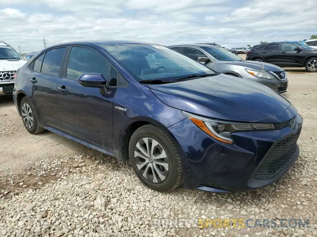 4 Photograph of a damaged car JTDEBRBE4LJ015497 TOYOTA COROLLA 2020