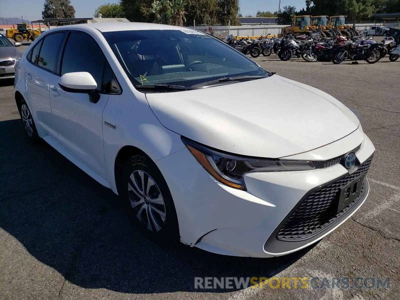 1 Photograph of a damaged car JTDEBRBE4LJ029271 TOYOTA COROLLA 2020