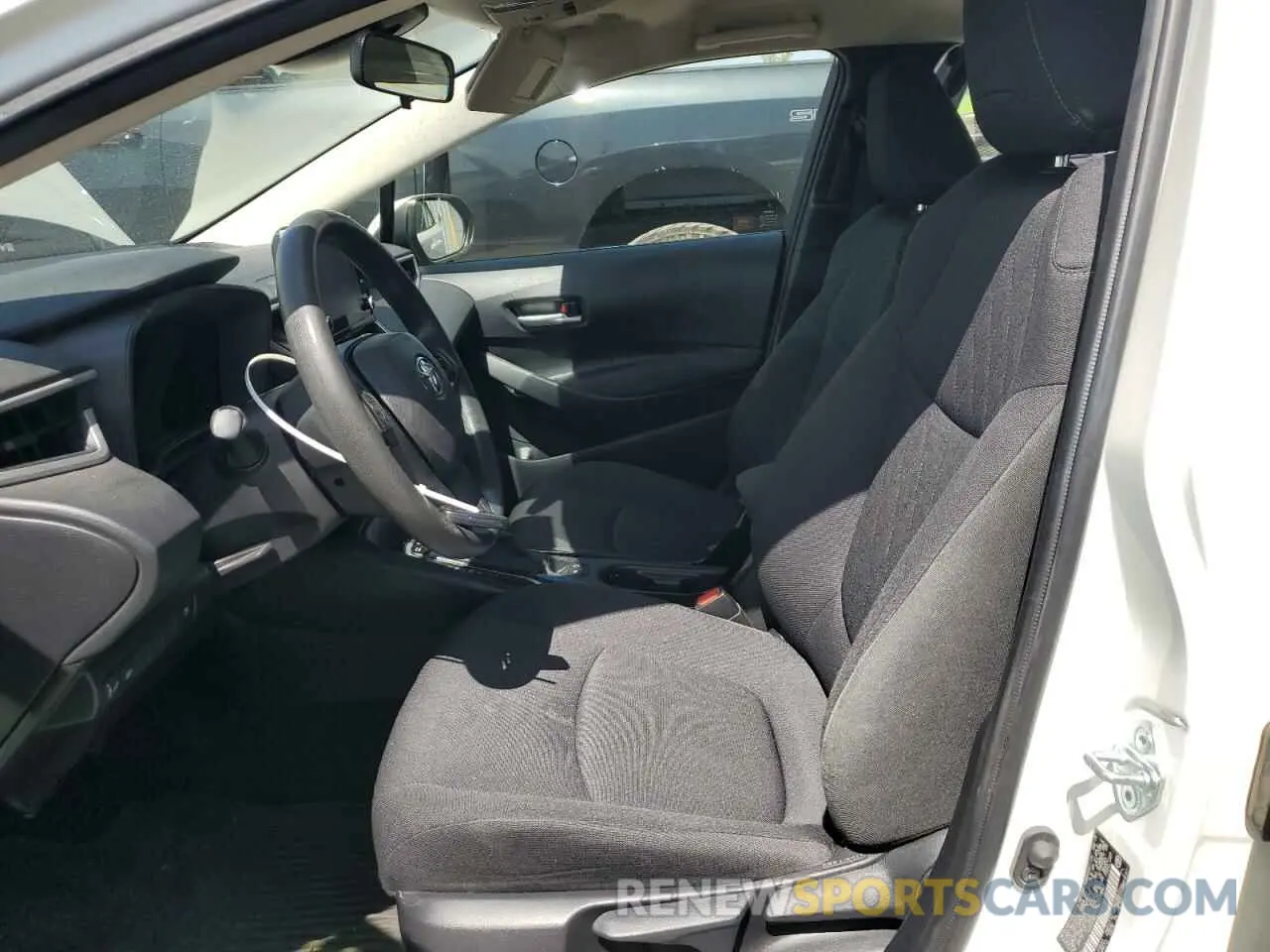 7 Photograph of a damaged car JTDEBRBE5LJ003844 TOYOTA COROLLA 2020