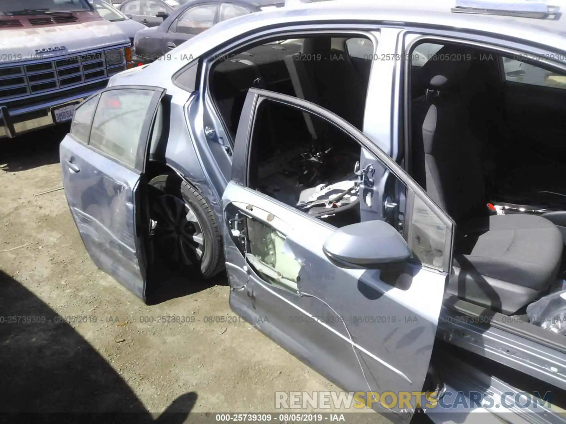 6 Photograph of a damaged car JTDEBRBE5LJ004802 TOYOTA COROLLA 2020