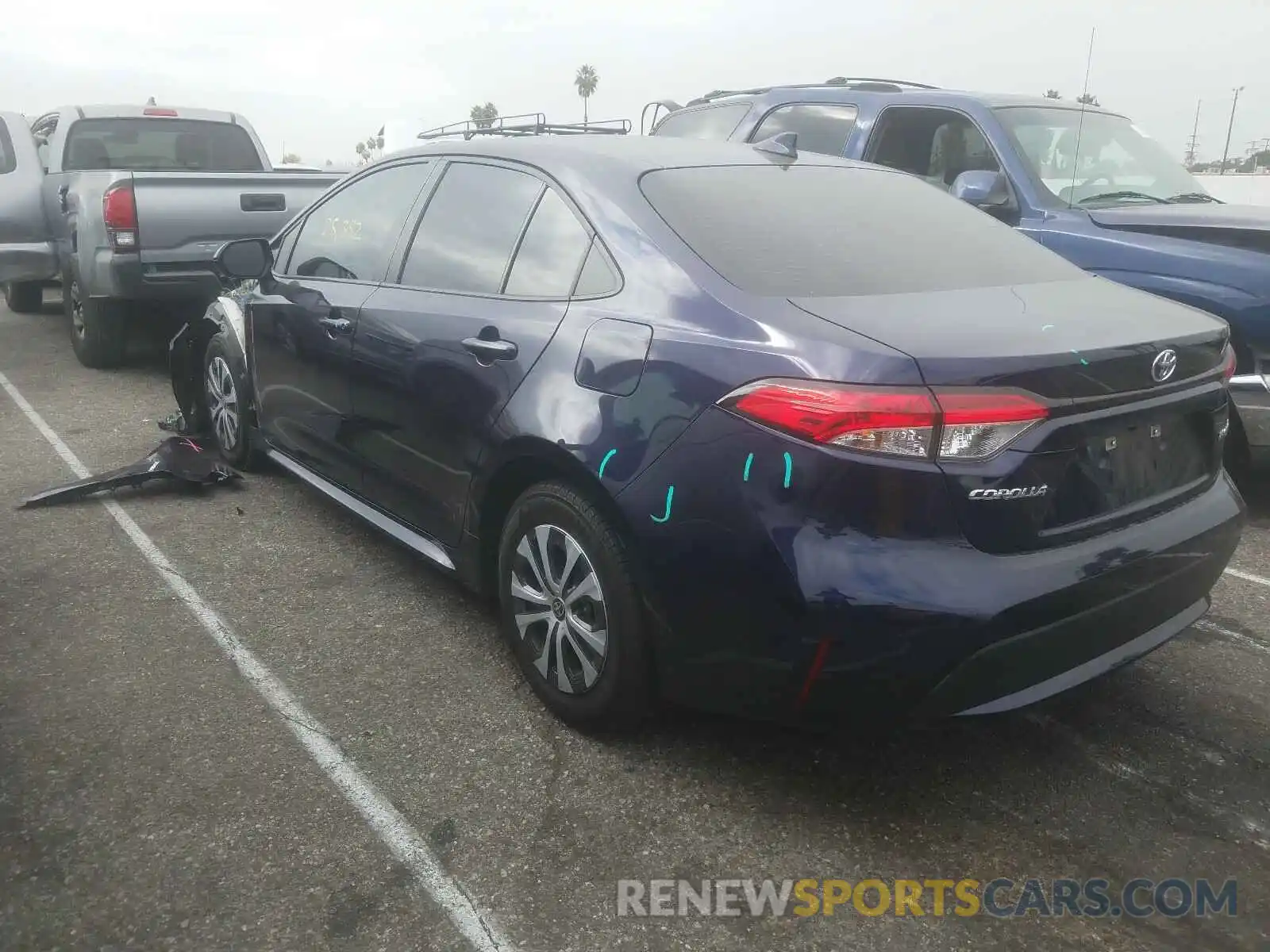 3 Photograph of a damaged car JTDEBRBE5LJ008915 TOYOTA COROLLA 2020