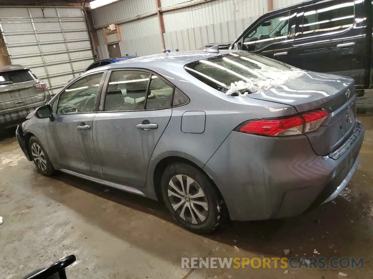2 Photograph of a damaged car JTDEBRBE5LJ009384 TOYOTA COROLLA 2020