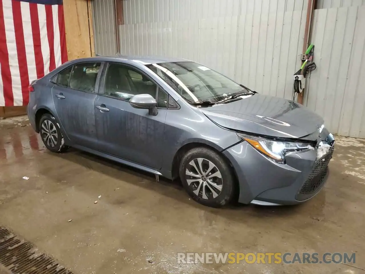 4 Photograph of a damaged car JTDEBRBE5LJ009384 TOYOTA COROLLA 2020