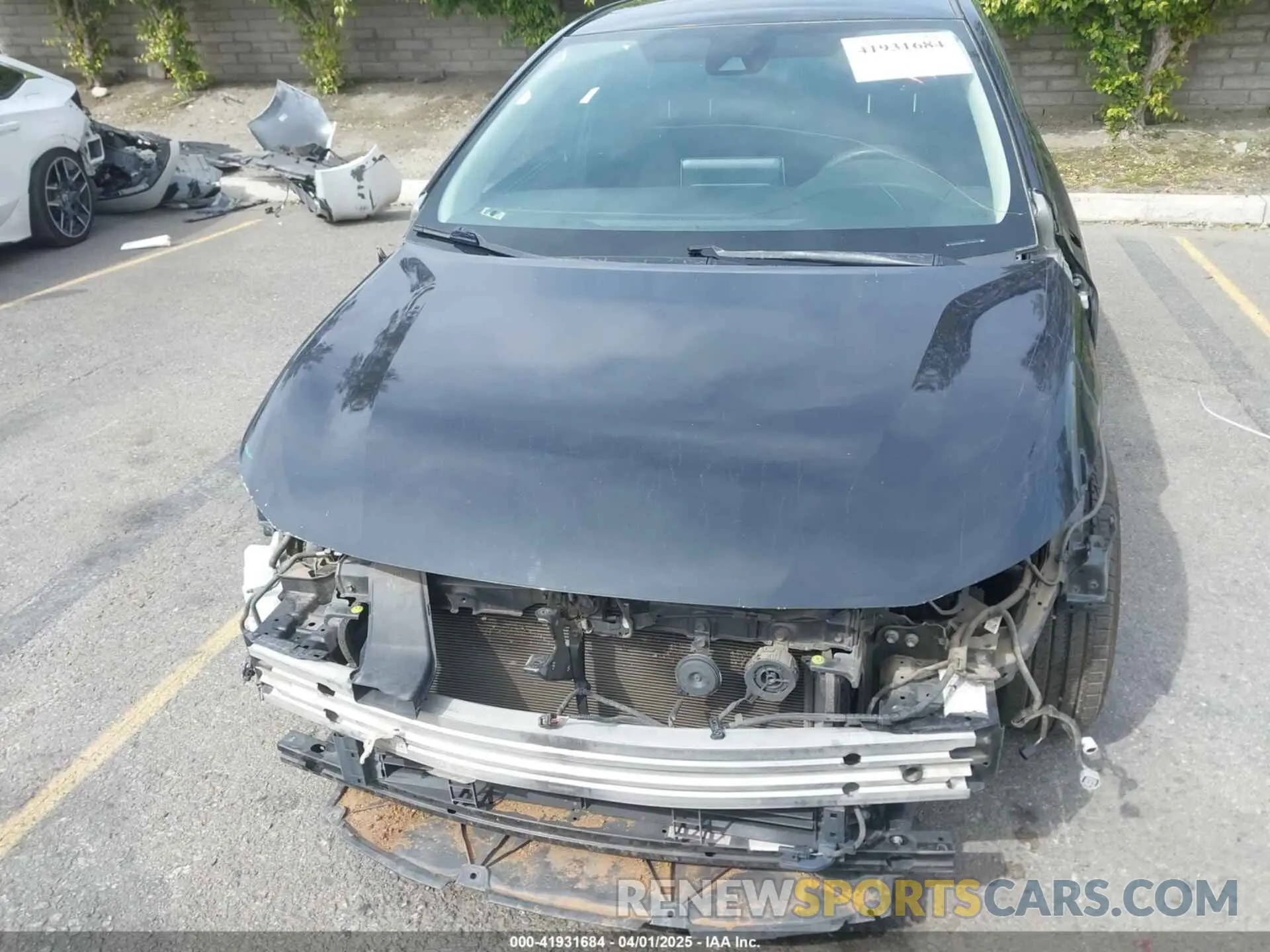 13 Photograph of a damaged car JTDEBRBE5LJ015556 TOYOTA COROLLA 2020