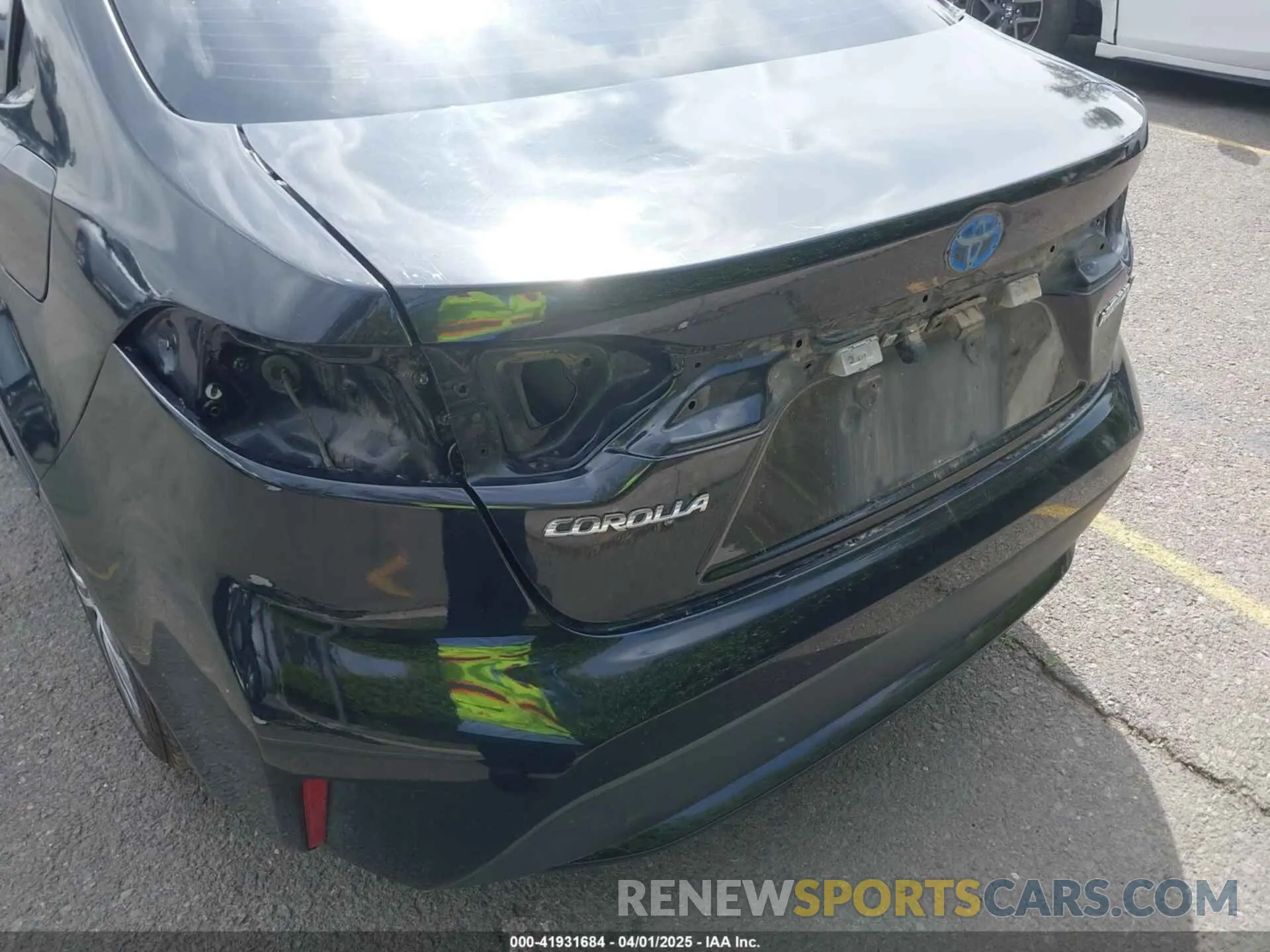 20 Photograph of a damaged car JTDEBRBE5LJ015556 TOYOTA COROLLA 2020