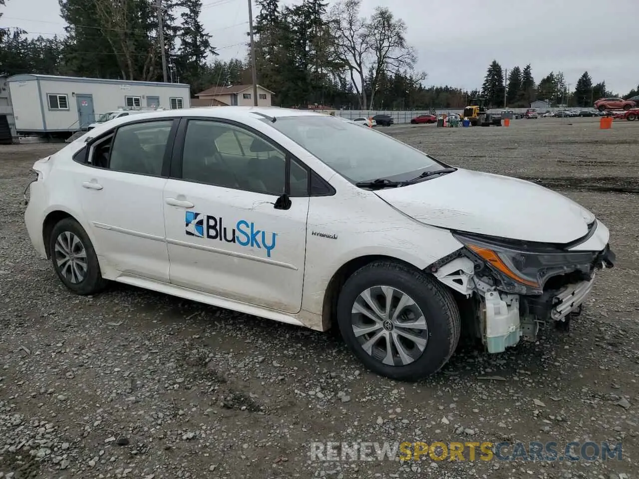 4 Photograph of a damaged car JTDEBRBE5LJ025424 TOYOTA COROLLA 2020