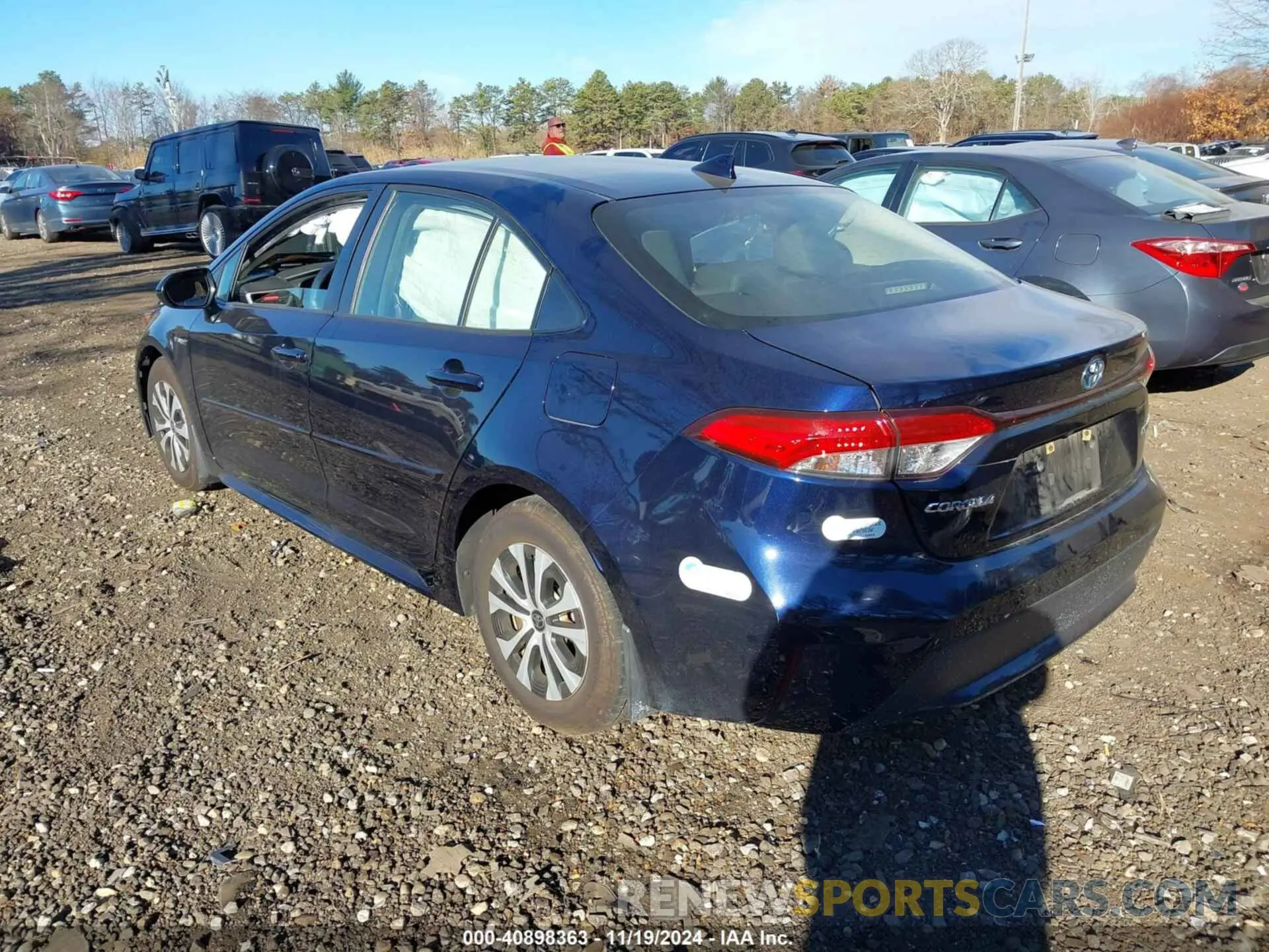 3 Photograph of a damaged car JTDEBRBE6LJ004131 TOYOTA COROLLA 2020