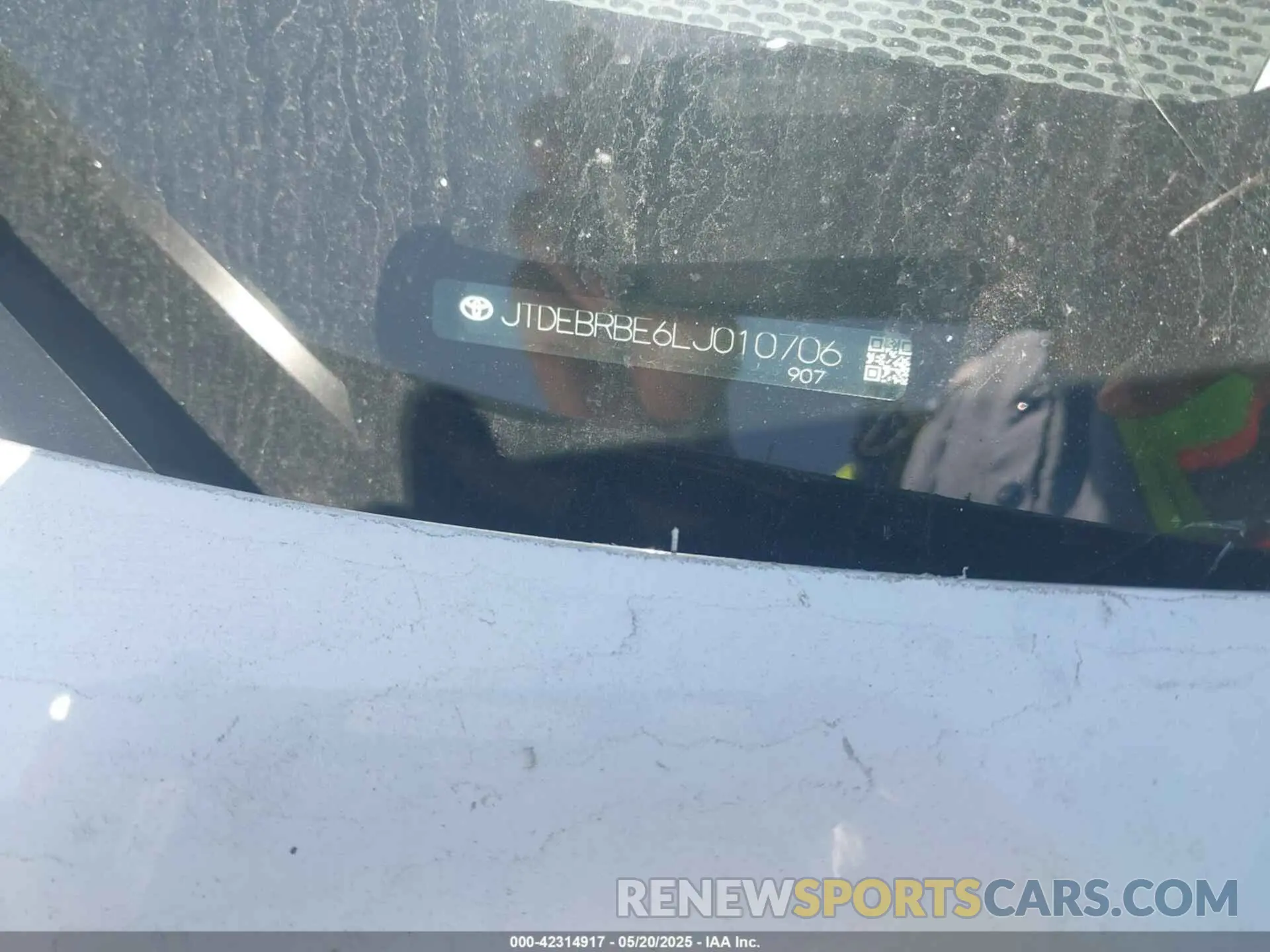 9 Photograph of a damaged car JTDEBRBE6LJ010706 TOYOTA COROLLA 2020
