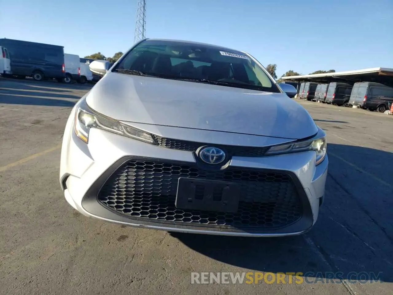 5 Photograph of a damaged car JTDEBRBE6LJ015159 TOYOTA COROLLA 2020