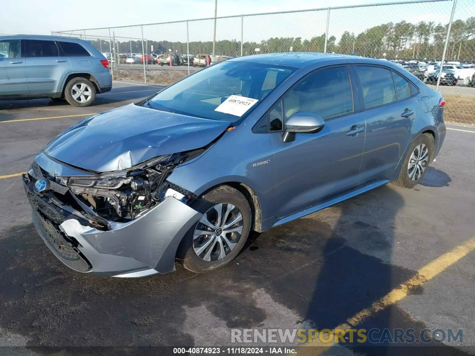 2 Photograph of a damaged car JTDEBRBE6LJ015274 TOYOTA COROLLA 2020