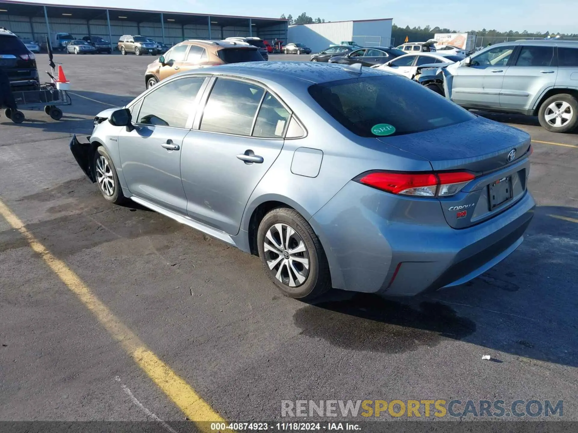 3 Photograph of a damaged car JTDEBRBE6LJ015274 TOYOTA COROLLA 2020