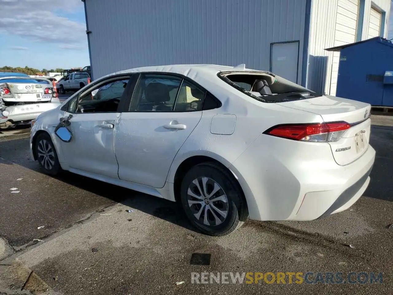 2 Photograph of a damaged car JTDEBRBE7LJ004736 TOYOTA COROLLA 2020