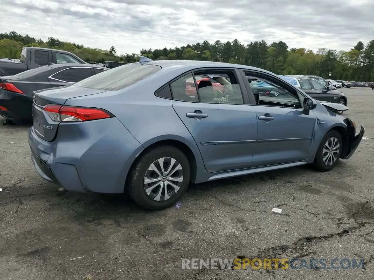 3 Photograph of a damaged car JTDEBRBE7LJ010391 TOYOTA COROLLA 2020