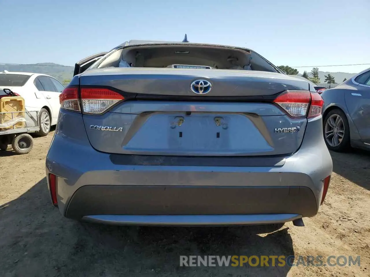 6 Photograph of a damaged car JTDEBRBE7LJ024064 TOYOTA COROLLA 2020