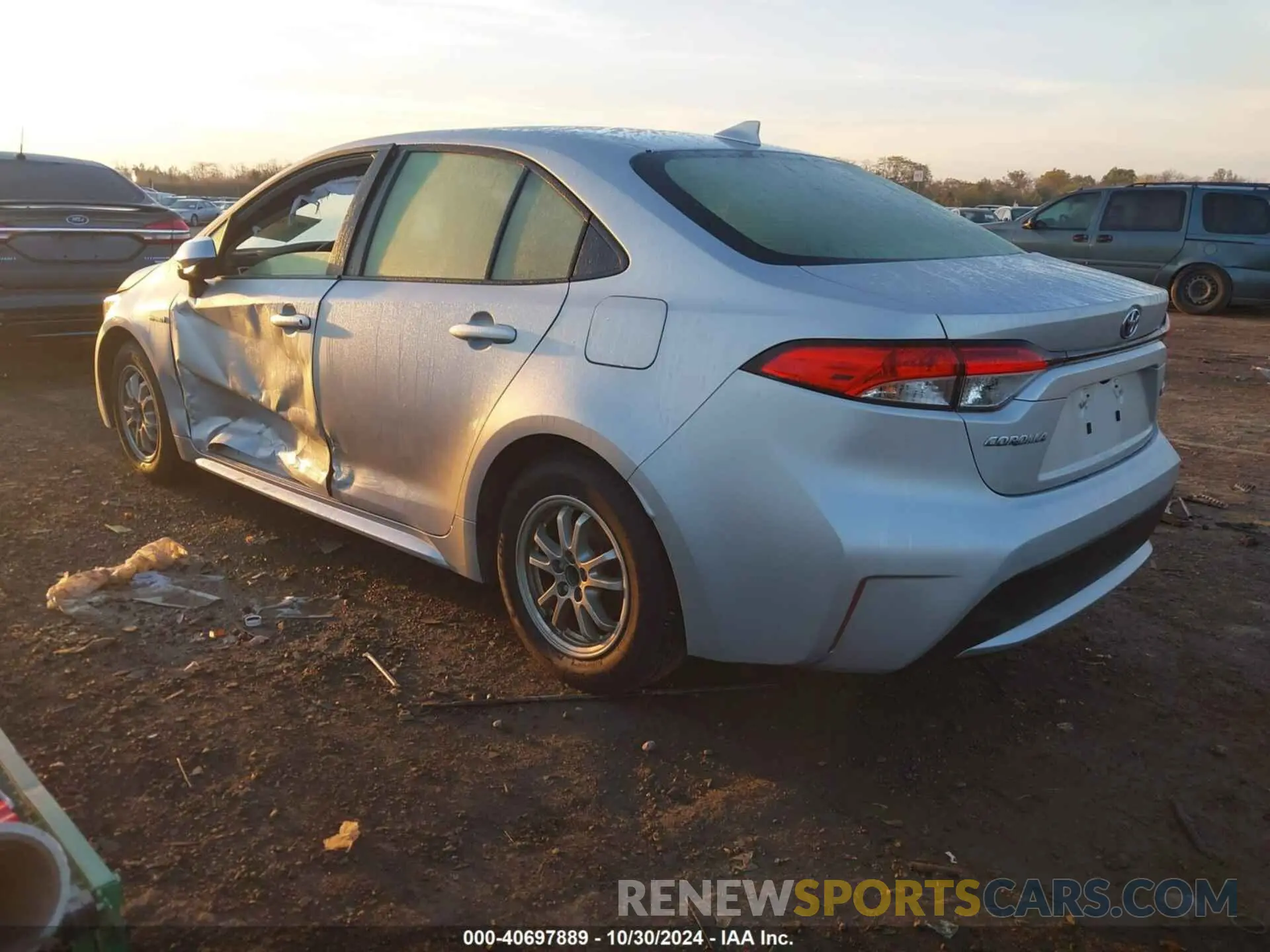 3 Photograph of a damaged car JTDEBRBE7LJ024968 TOYOTA COROLLA 2020
