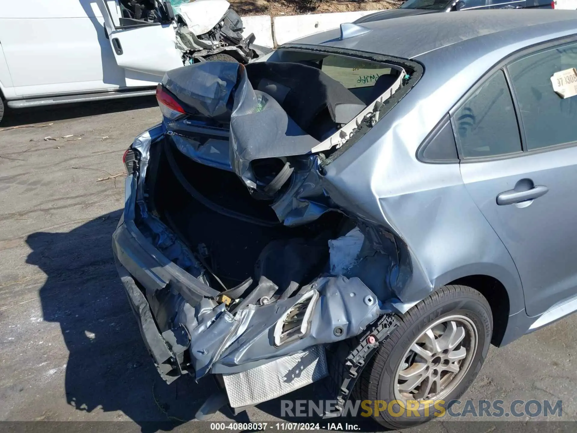 6 Photograph of a damaged car JTDEBRBE7LJ030592 TOYOTA COROLLA 2020