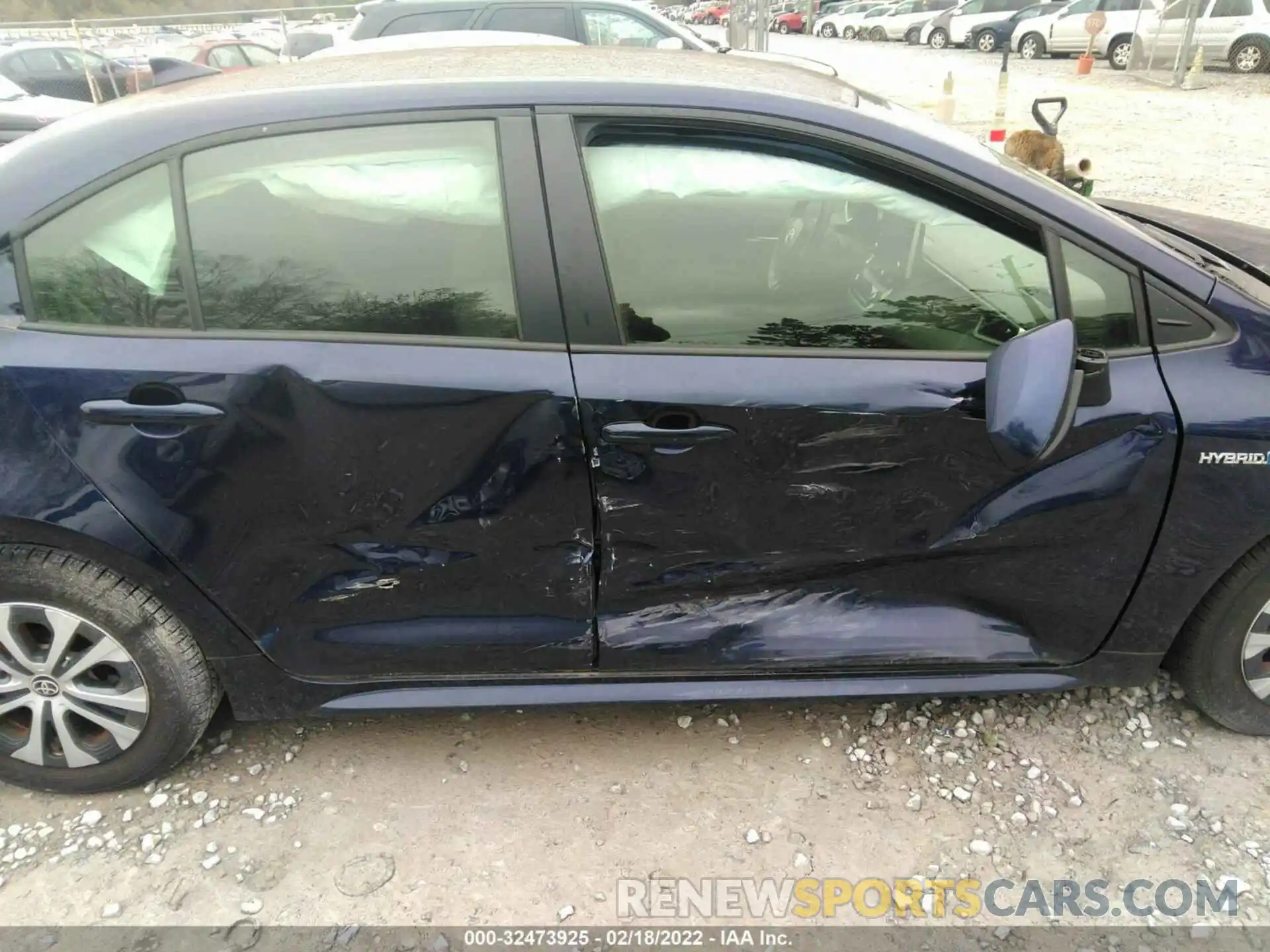 6 Photograph of a damaged car JTDEBRBE8LJ007581 TOYOTA COROLLA 2020