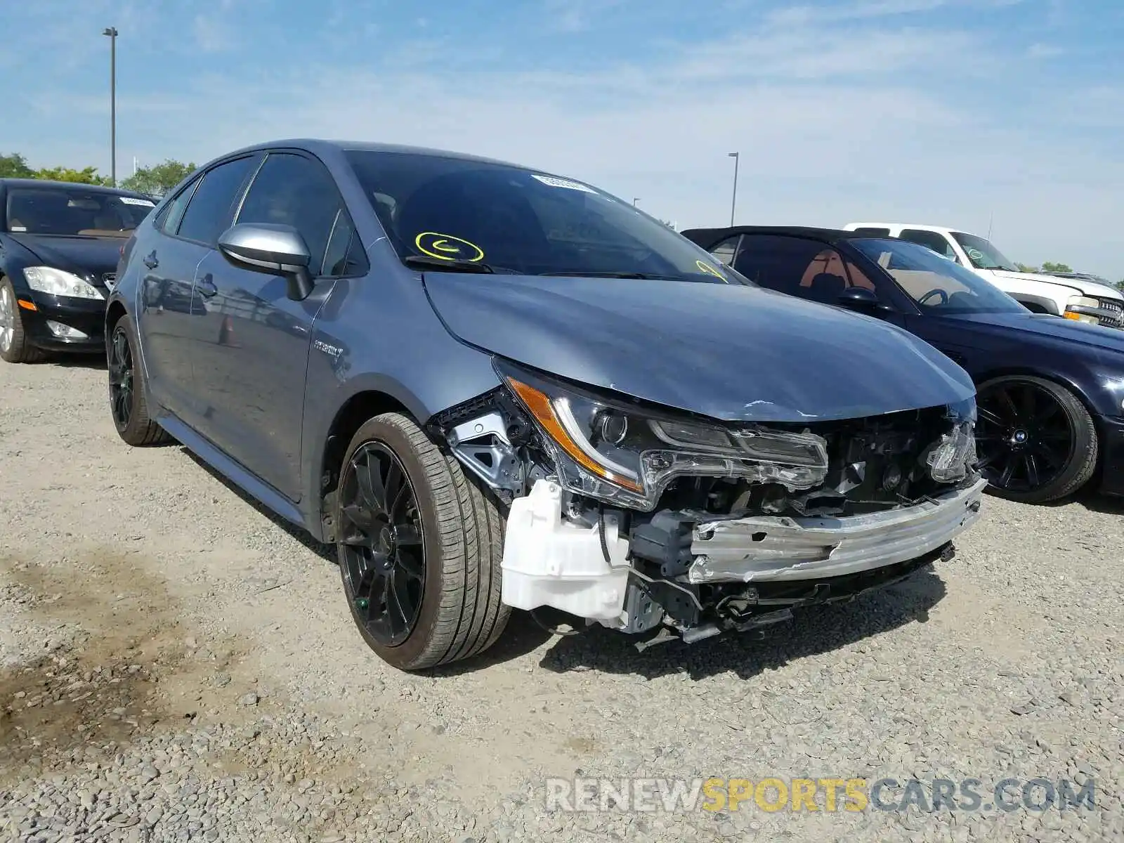 1 Photograph of a damaged car JTDEBRBE8LJ010769 TOYOTA COROLLA 2020