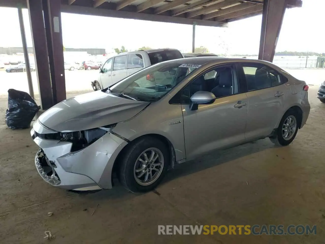 1 Photograph of a damaged car JTDEBRBE8LJ022789 TOYOTA COROLLA 2020