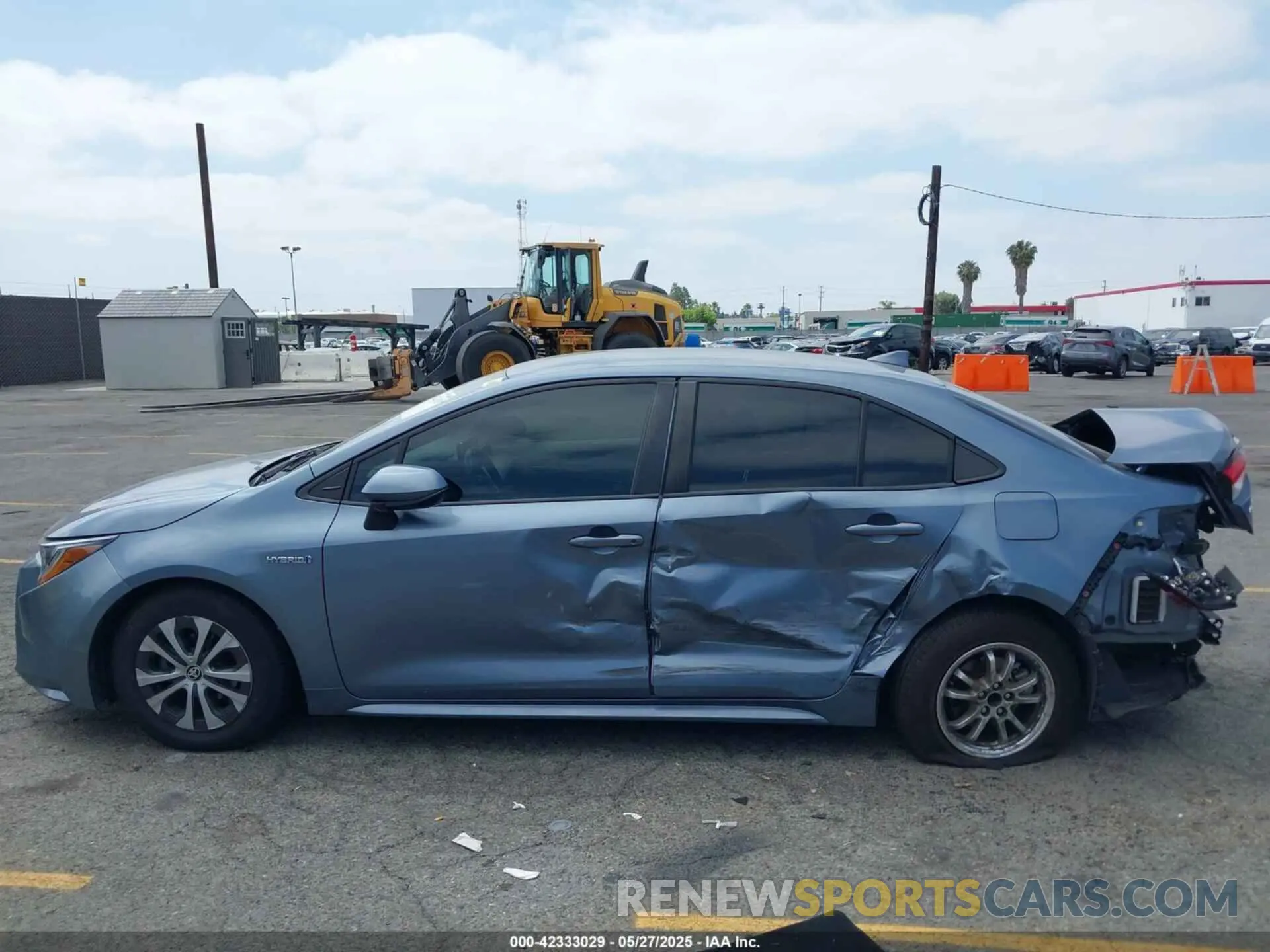 14 Photograph of a damaged car JTDEBRBE9LJ000512 TOYOTA COROLLA 2020