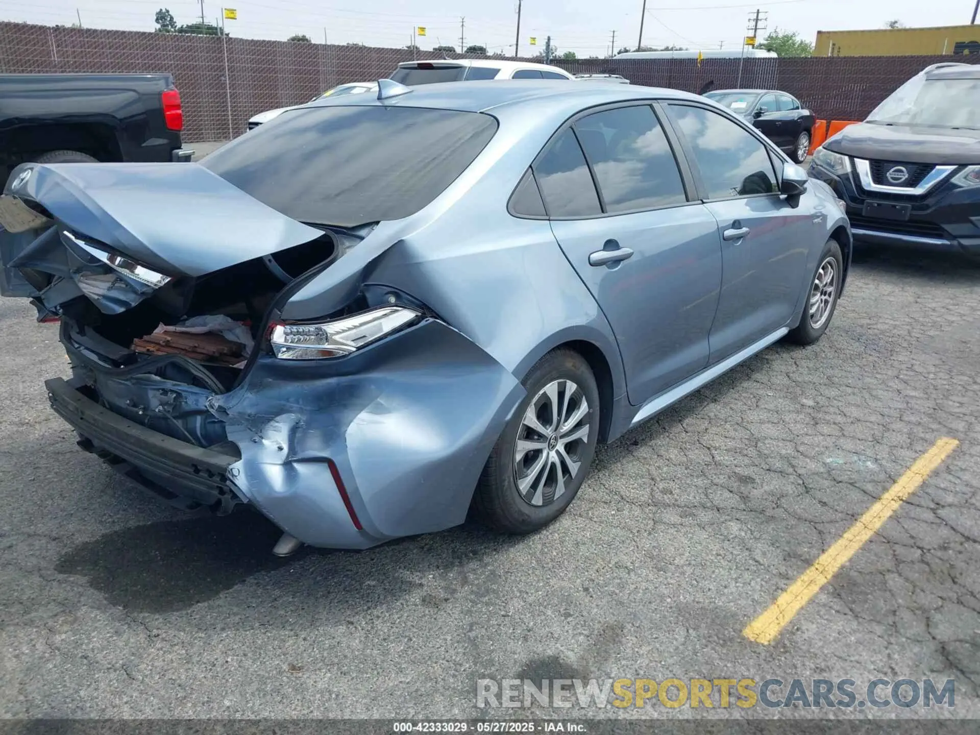 4 Photograph of a damaged car JTDEBRBE9LJ000512 TOYOTA COROLLA 2020