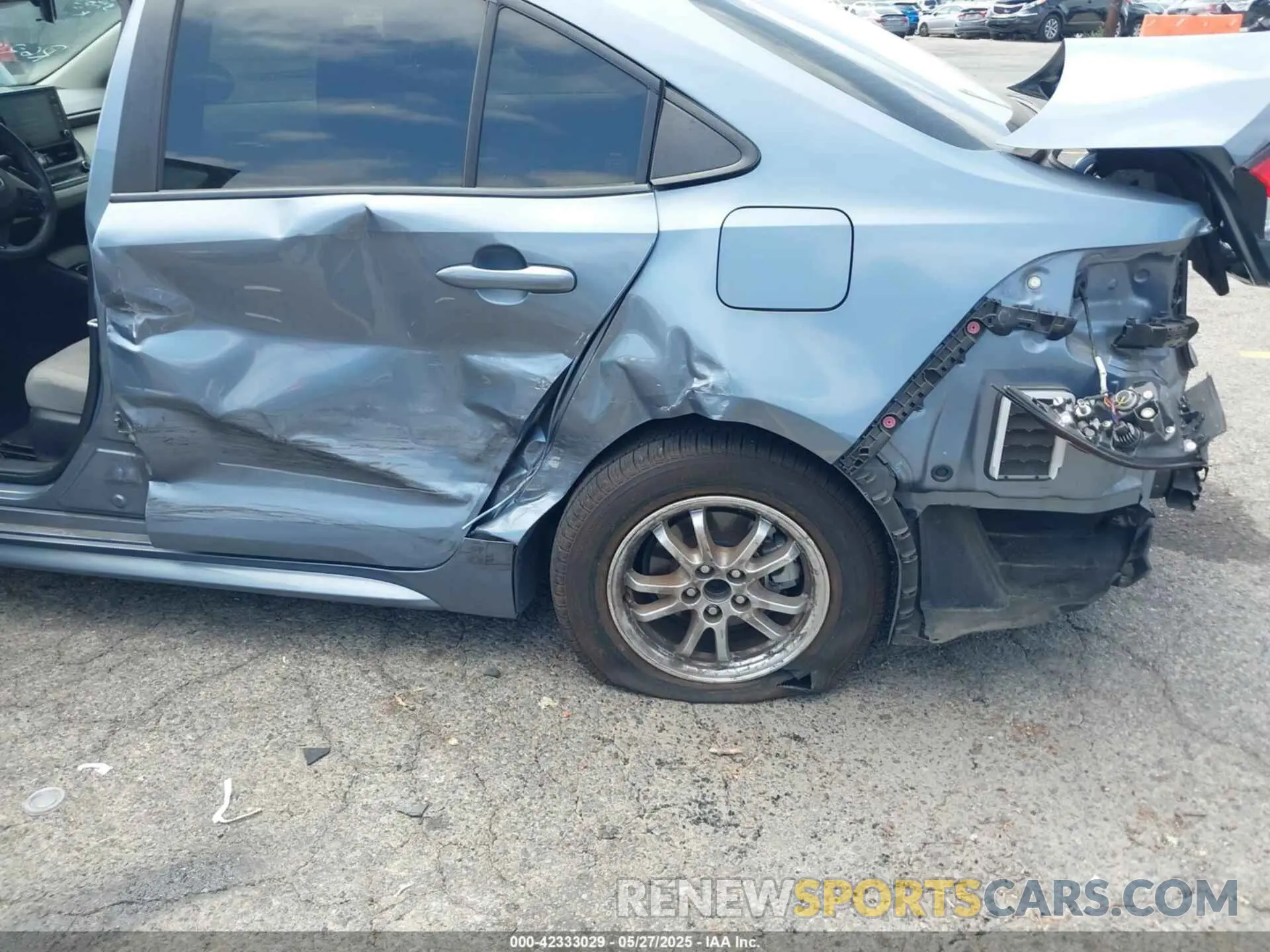 6 Photograph of a damaged car JTDEBRBE9LJ000512 TOYOTA COROLLA 2020