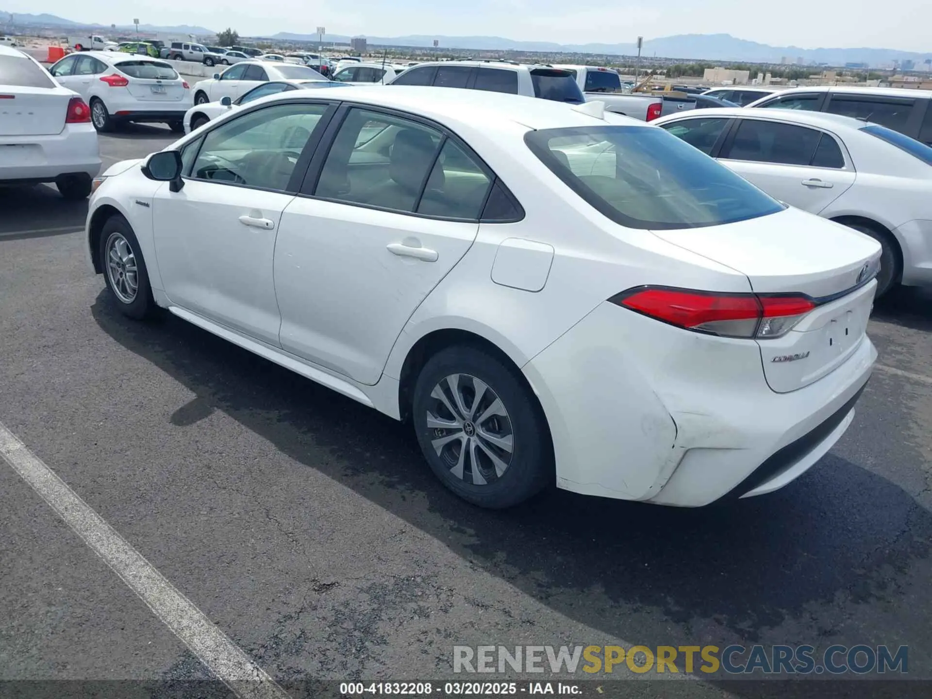 3 Photograph of a damaged car JTDEBRBE9LJ000655 TOYOTA COROLLA 2020