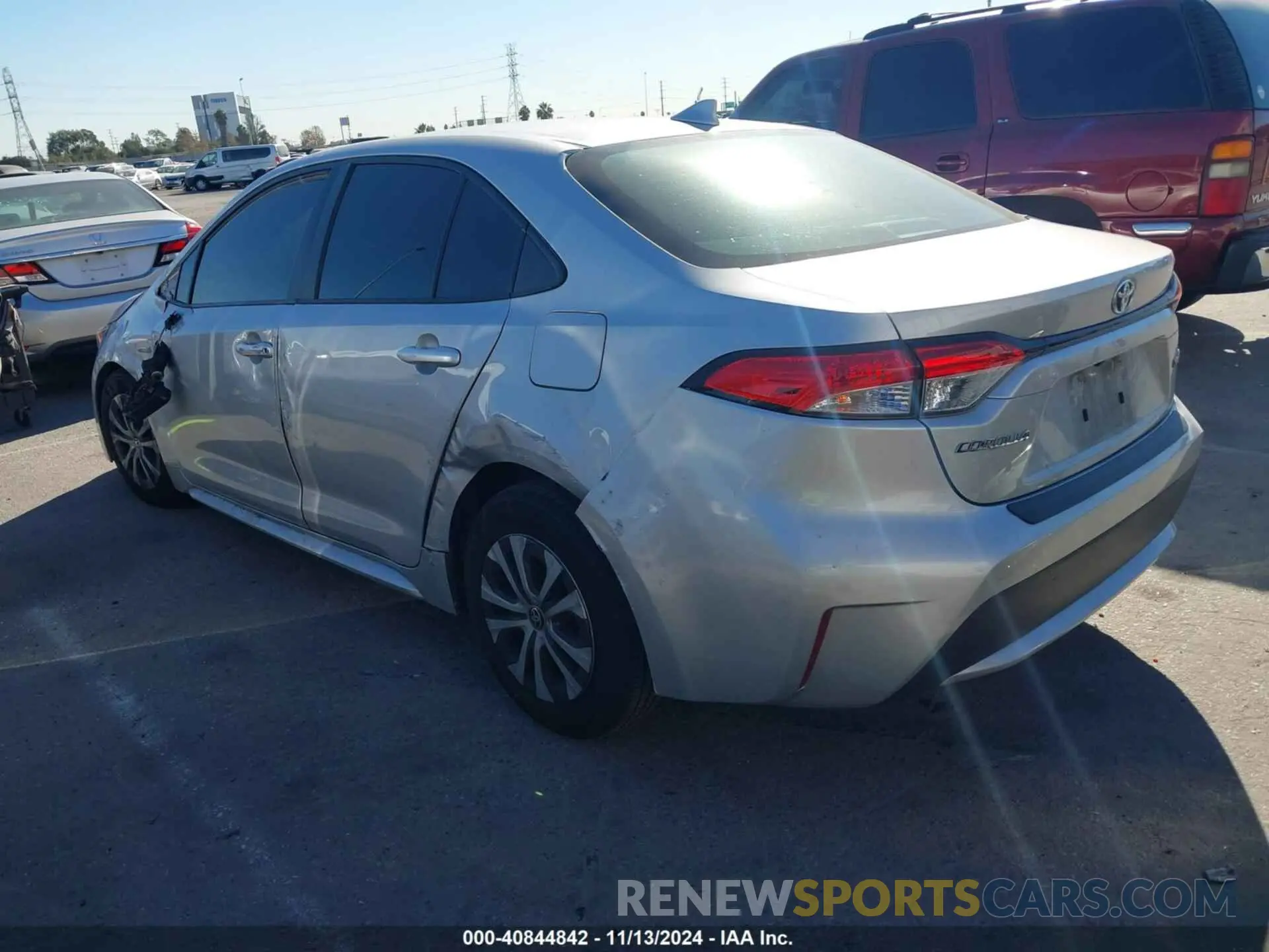 3 Photograph of a damaged car JTDEBRBE9LJ001451 TOYOTA COROLLA 2020