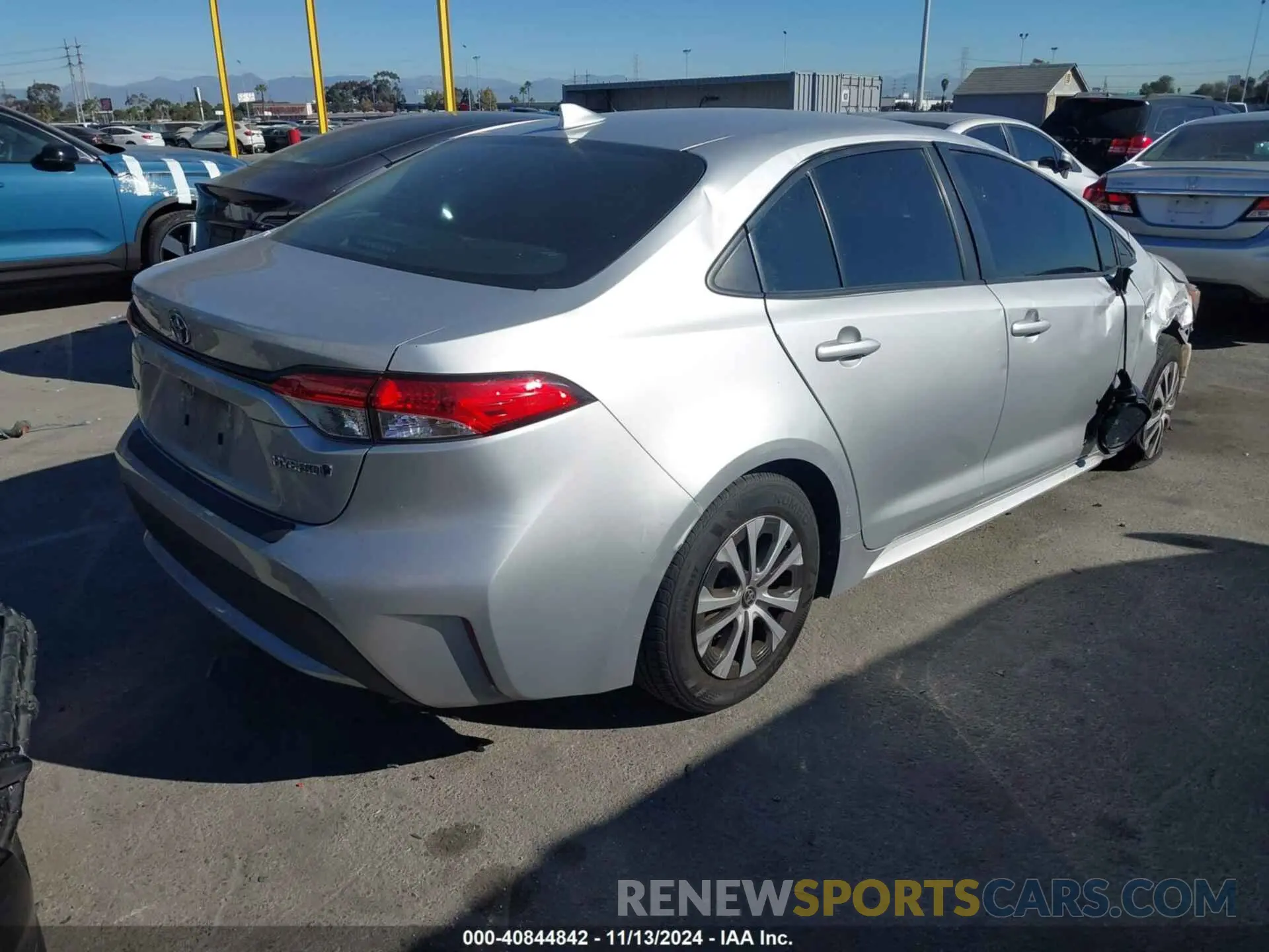 4 Photograph of a damaged car JTDEBRBE9LJ001451 TOYOTA COROLLA 2020