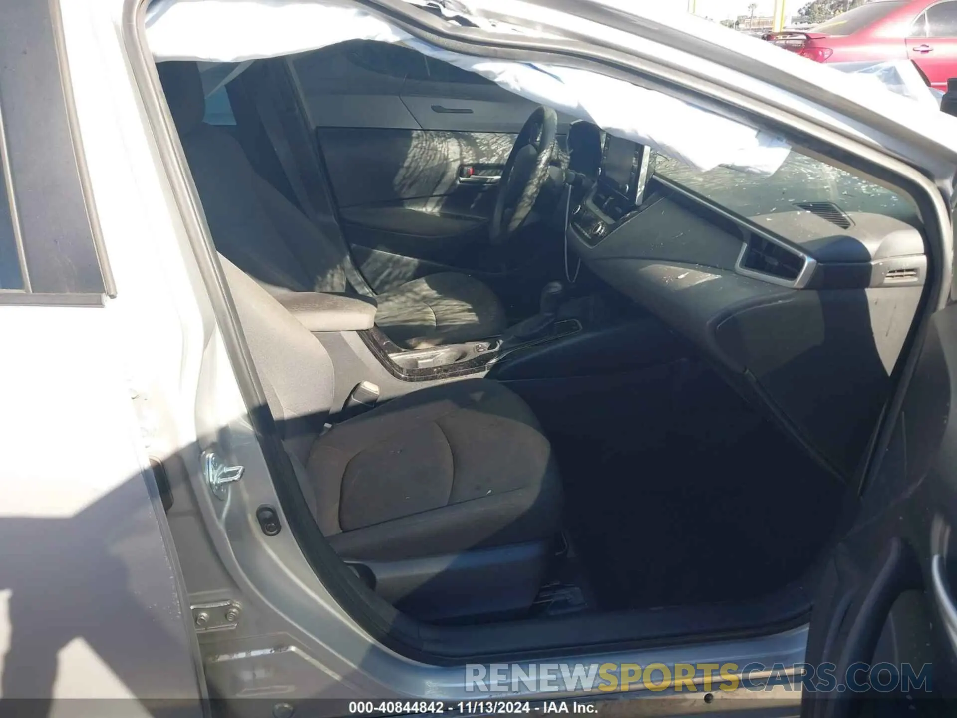5 Photograph of a damaged car JTDEBRBE9LJ001451 TOYOTA COROLLA 2020