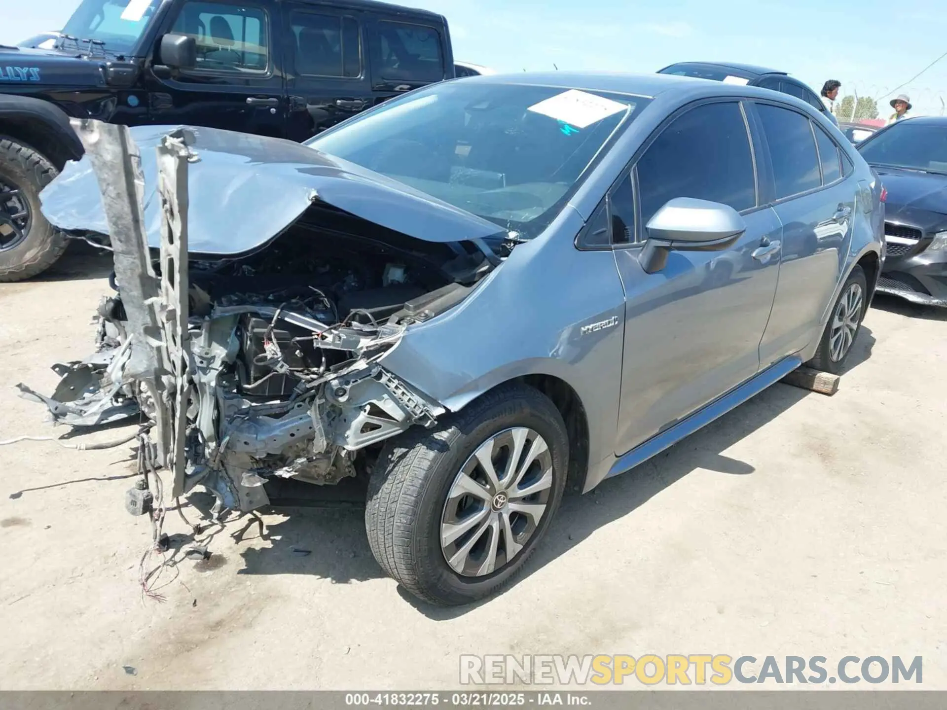 2 Photograph of a damaged car JTDEBRBE9LJ011672 TOYOTA COROLLA 2020