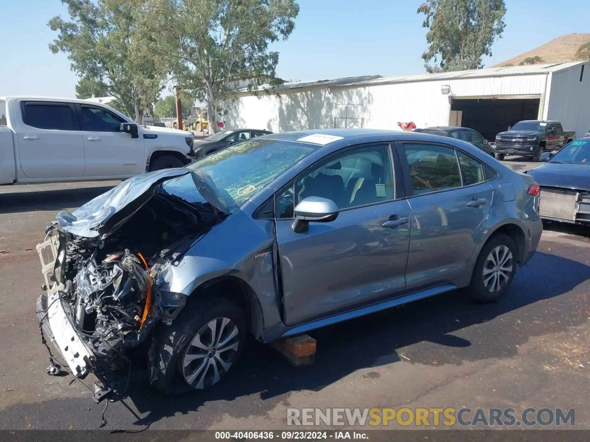 2 Photograph of a damaged car JTDEBRBE9LJ012370 TOYOTA COROLLA 2020